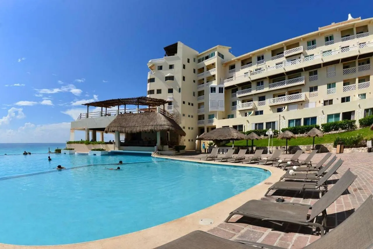 Beachfront Suite In The Best Location! Cancun