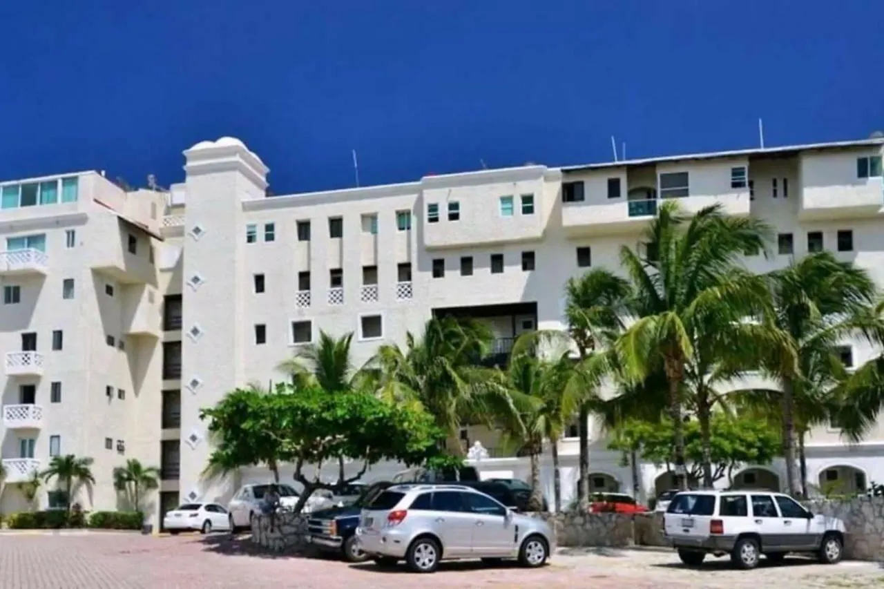 Beachfront Suite In The Best Location! 칸쿤 0*,  멕시코